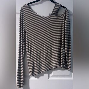 Women's CAbi Dare Cold Shoulder Gray/Cream Long Sleeved Top